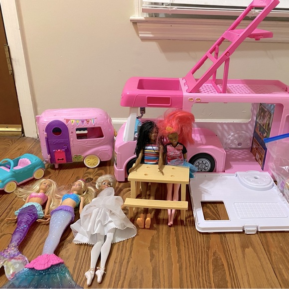 Barbie Camper | Chelsea Camper & Car | Barbies - Picture 1 of 7